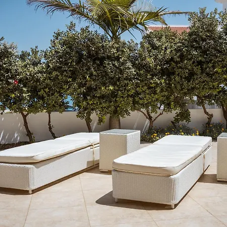 Elli Seaside * Paralimni