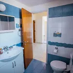 Elli Seaside Villa Paralimni